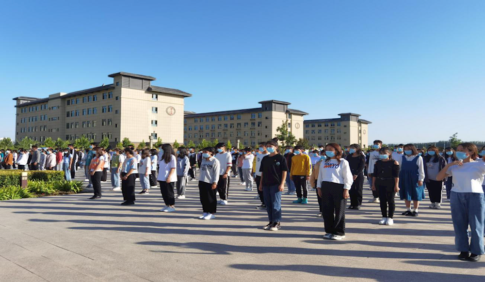 提升学生应急能力    筑牢校园安全防线——经济管理学院开展疫情防控、地震及消防应急演练