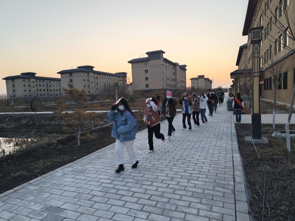 7e28cd8816c845f6a9e929fdb46d1f6e.jpg 7e28cd8816c845f6a9e929fdb46d1f6e.jpg