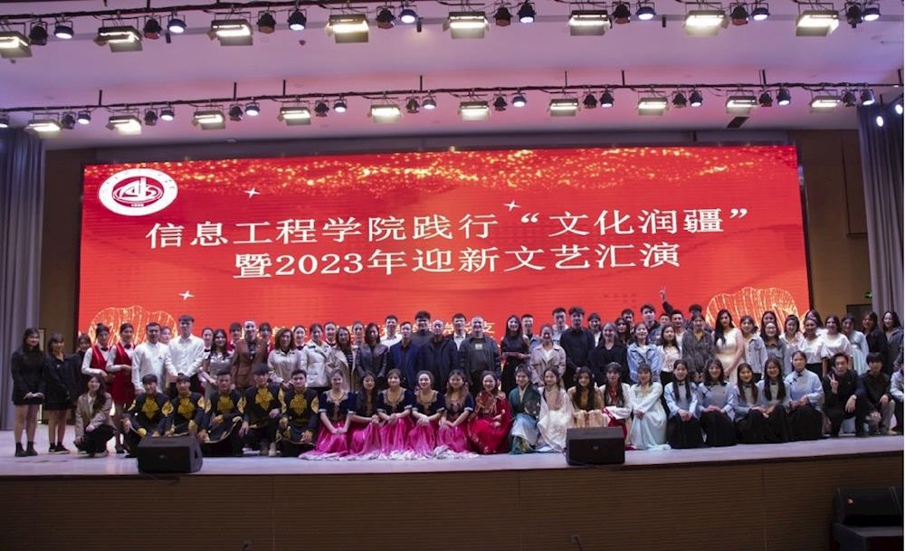 5a164e6518a243c9b75a219fff2bf0f1.jpg 5a164e6518a243c9b75a219fff2bf0f1.jpg