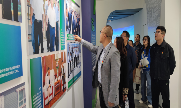 d214f3066f84443bb342630081ad7fc3.png d214f3066f84443bb342630081ad7fc3.png